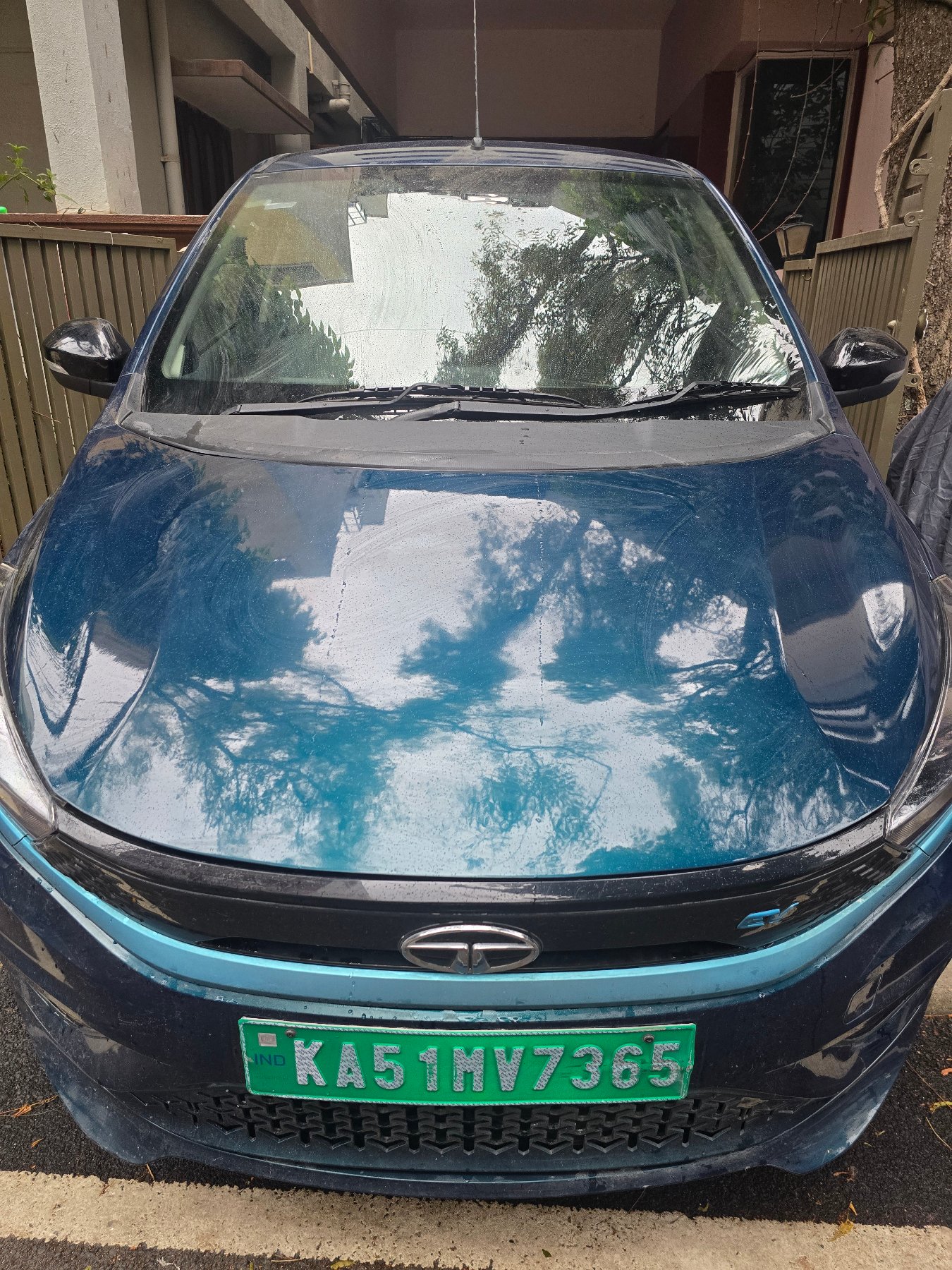 Tata Tiago EV Xt thumbnail 4