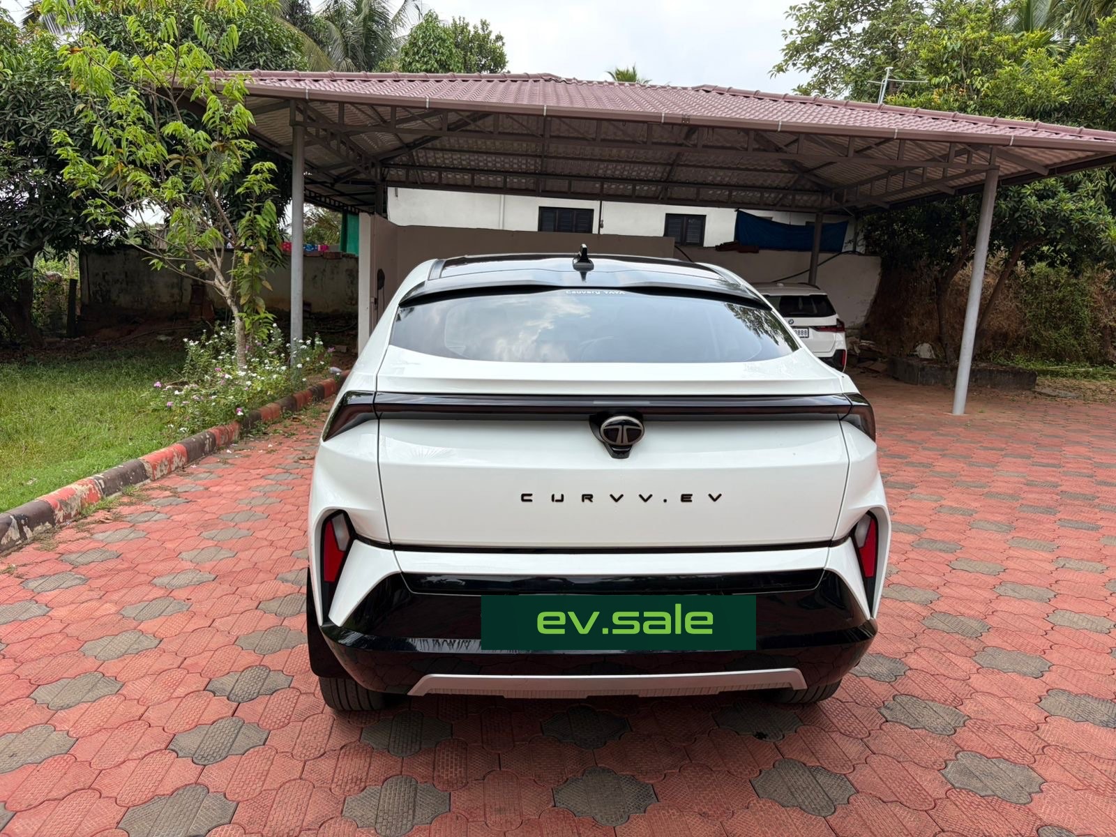 Tata Curvv EV Empowered + A 55 thumbnail 3