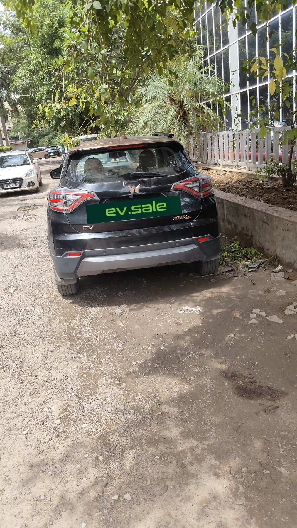 Mahindra XUV400 El Pro thumbnail 4