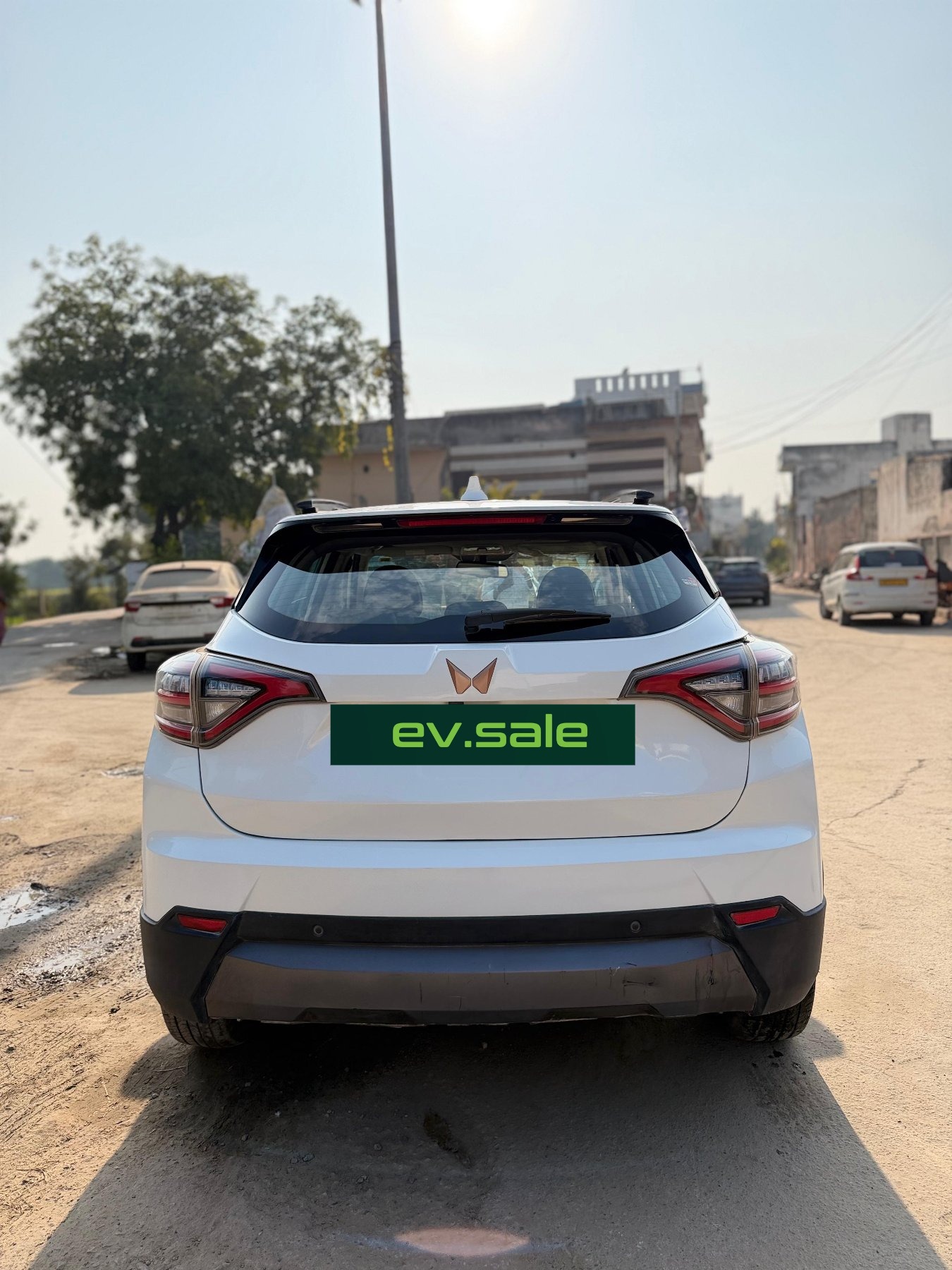 Mahindra XUV400 El Pro thumbnail 2